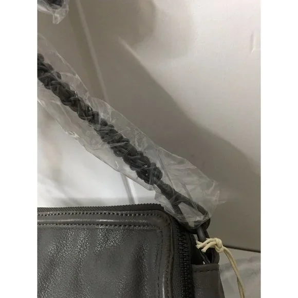 NWT liebeskind berlin small Crossbody handbag Annett Grey Leather Zip Detail - Picture 3 of 9